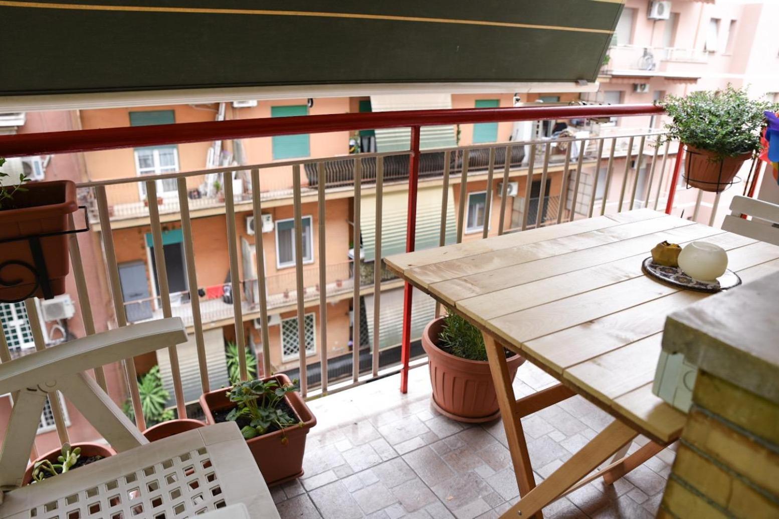 Benedetta Flat